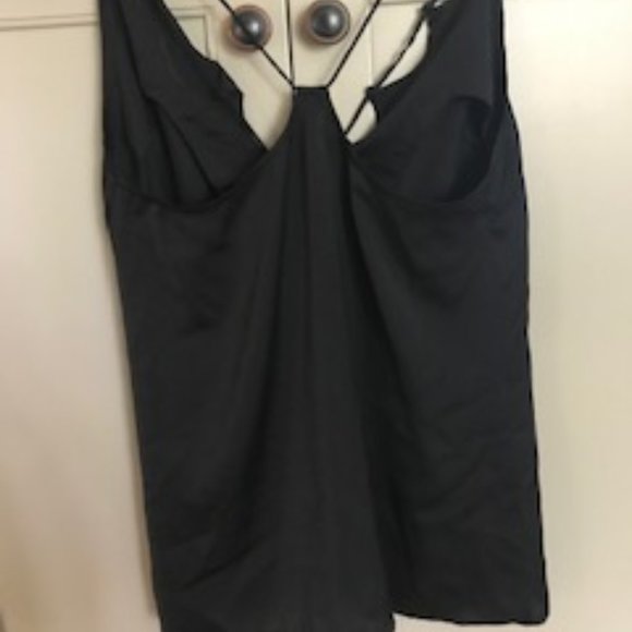 Nasty Gal V- Neck Halter Top - Picture 6 of 9
